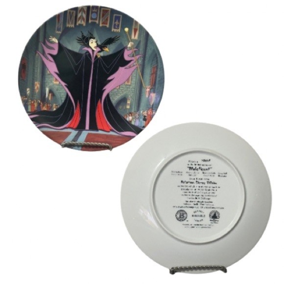 Walt Disney + The Bradford Exchange The Evil Queen & Maleficent Collector Plates - Picture 3 of 3